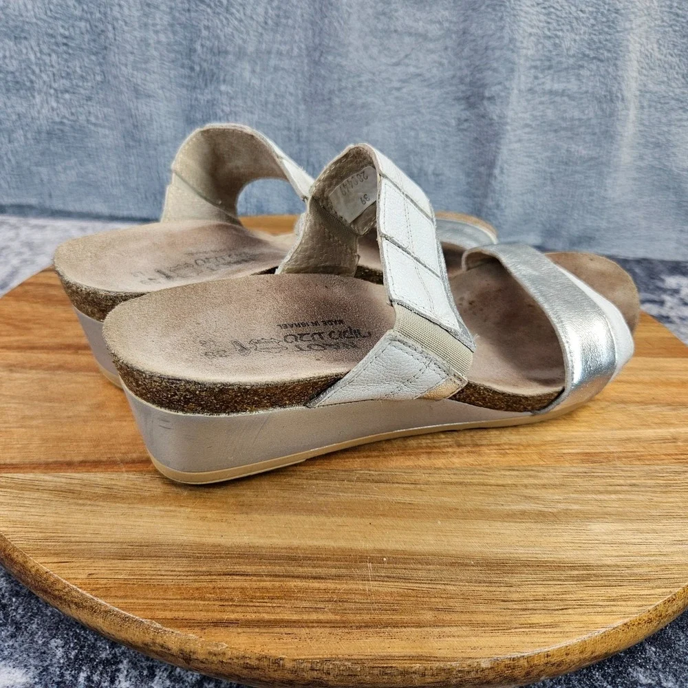 Naot Royalty Women's Soft White/Silver Leather Wedge Slide Sandals EU 39/US 8